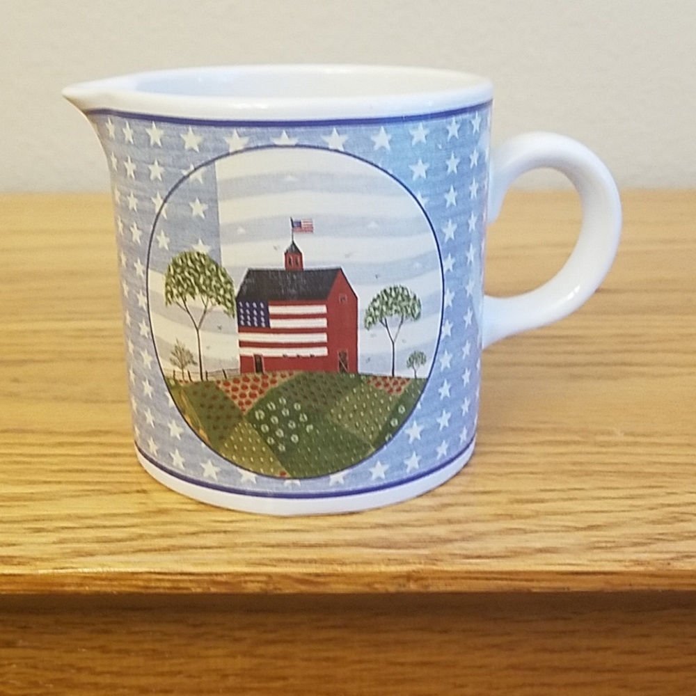 Creamer cup